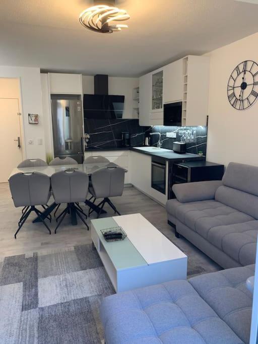 Appartement T3 Proche De Saumur Bagian luar foto